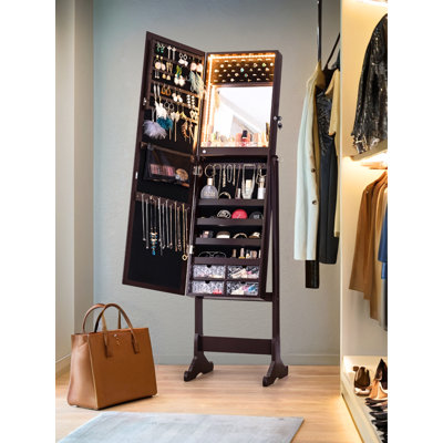 Armoire à bijoux