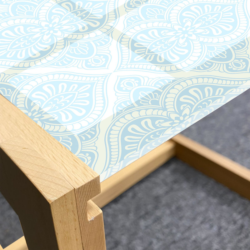 Table basse East Urban Home en damas, motif floral aux tons pastel monochromes, feuilles centrales, plateau en verre acrylique avec cadre en bois pour les dortoirs de bureaux, coquille d'œuf, bleu pâle