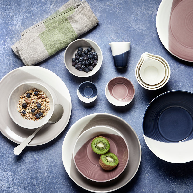 Royal Doulton, Bowls of Plenty - Shallow Serving Bowl