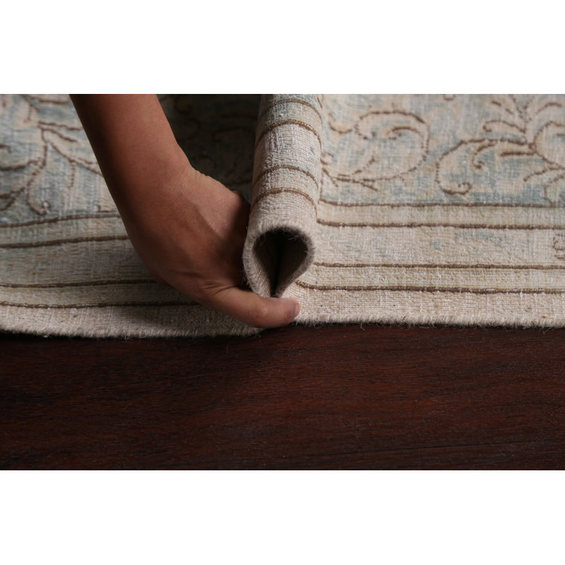Tapis traditionnel délavé discret 8 x 11