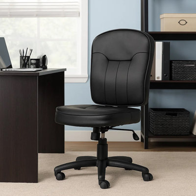 Chaise de travail moderne Sera, dossier moyen en cuir noir, grands coussins