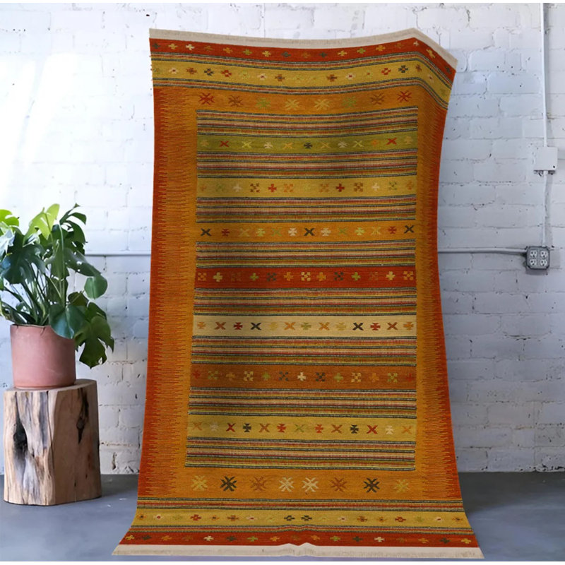 Tapis intérieur / extérieur en polypropylène tissé à la machine Kovanis, Rectangle 3 pi 4 po x 5 pi