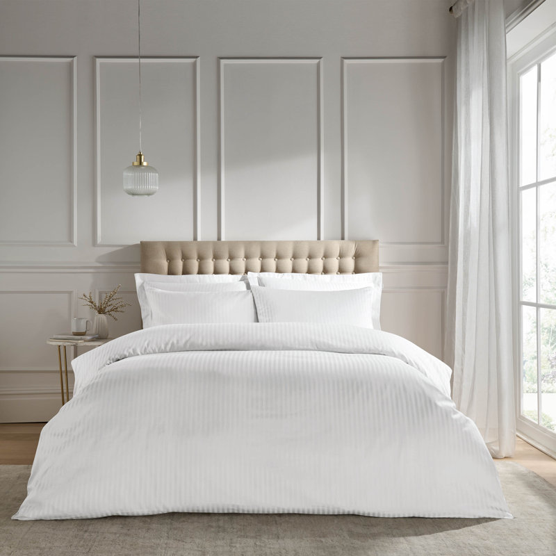 Satin Stripe 300 Thread Count Fitted Sheet, Kingsize (5'), White