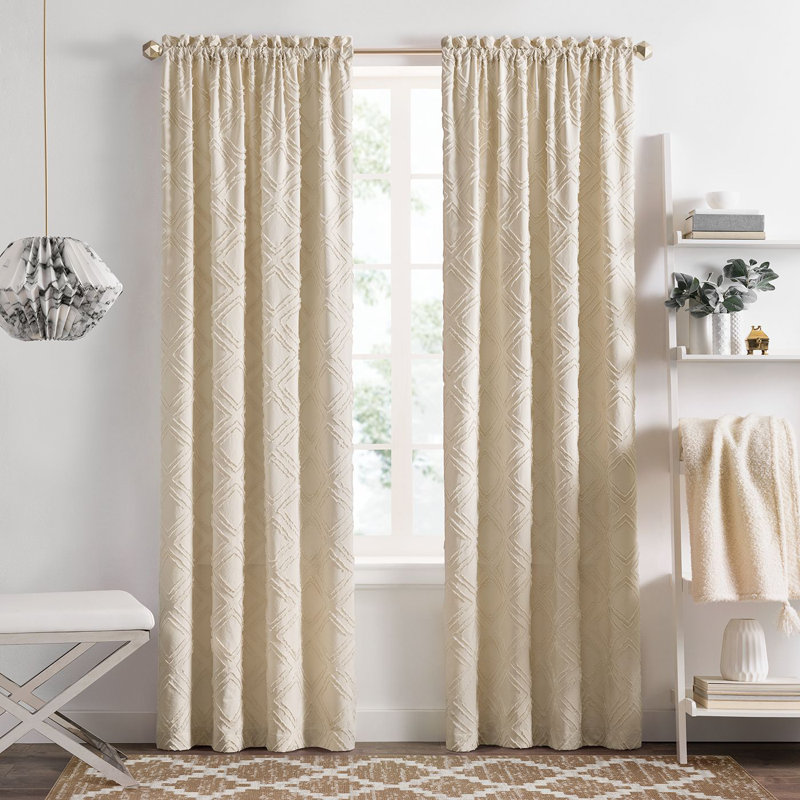 Panneau de rideau simple semi-transparent à motif géométrique Woven Trends Cortlen, L 42 po x L 63 po, Brun clair