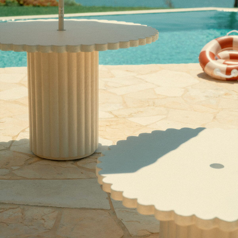 Daisy Table, 30" H x 46" W x 46" D