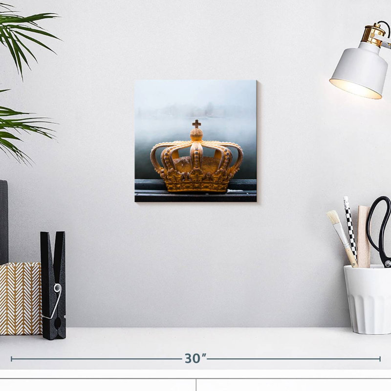 Ancienne couronne royale Kerner, H 10 po x l 10 po