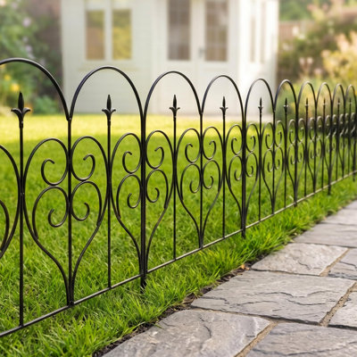 Clôture de jardin H 32 po x l 24 po, 5 panneaux, longueur totale de 10 pi, clôture en métal sans creusage, clôture pour chien antirouille pour l'extérieur, clôture décorative pour jardin et jardin