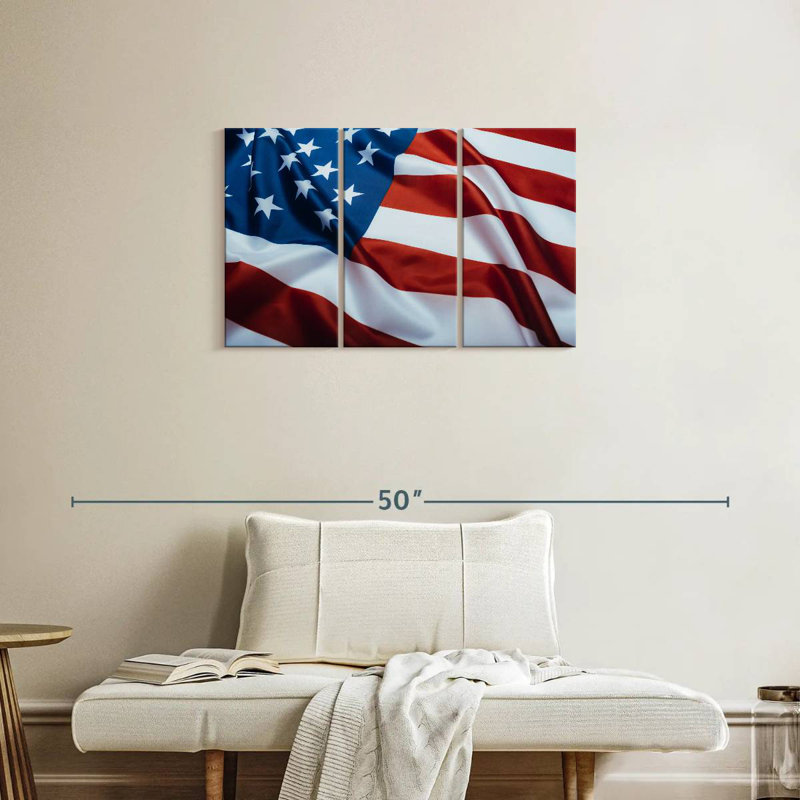 Borges Ruffled American Flag, 20" H x 33" W