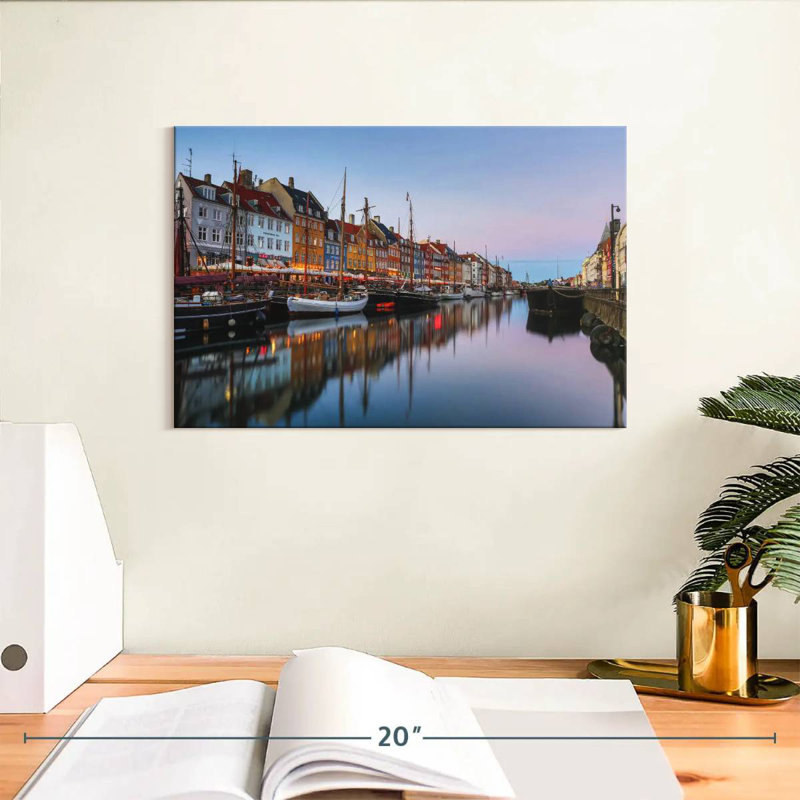 Nouveau port Tergel Nyhavn, H 8 po x l 12 po