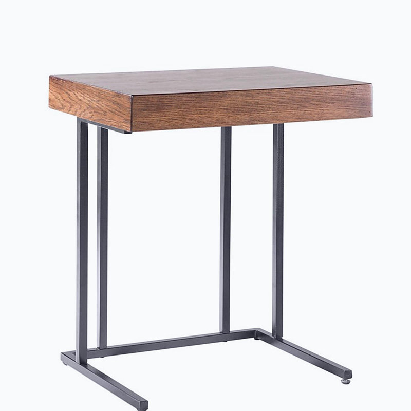 Adjustable table