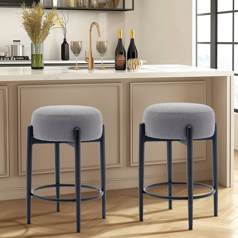 Tabouret de bar 24 po, 24 po, tabouret rond de hauteur comptoir avec structure et repose-pieds en métal noir, siège doux pour îlot de cuisine inspiré de la laine d'agneau