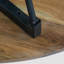 Table basse à 4 pieds-304898495