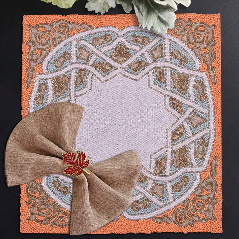 Ensemble de 2 napperons perlés carrés brodés Poudre avec dossier en satin pour table de salle à manger et décoration de Noël