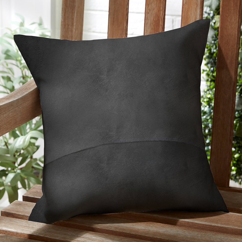 Outdoor Throw Pillow, Oui