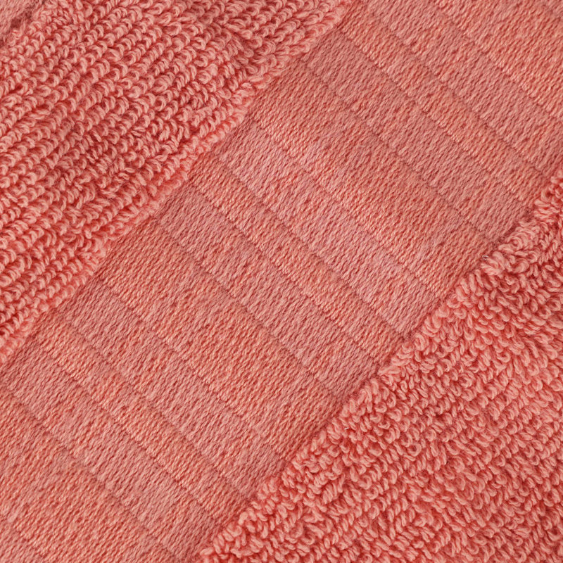 Mikira Larissa Cotton Medium Weight Geometric Border Bath Towel (Set of 4), Coral