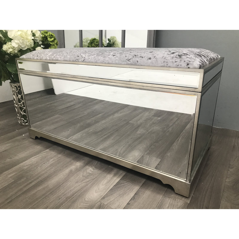 Jalyn Accent Trunk