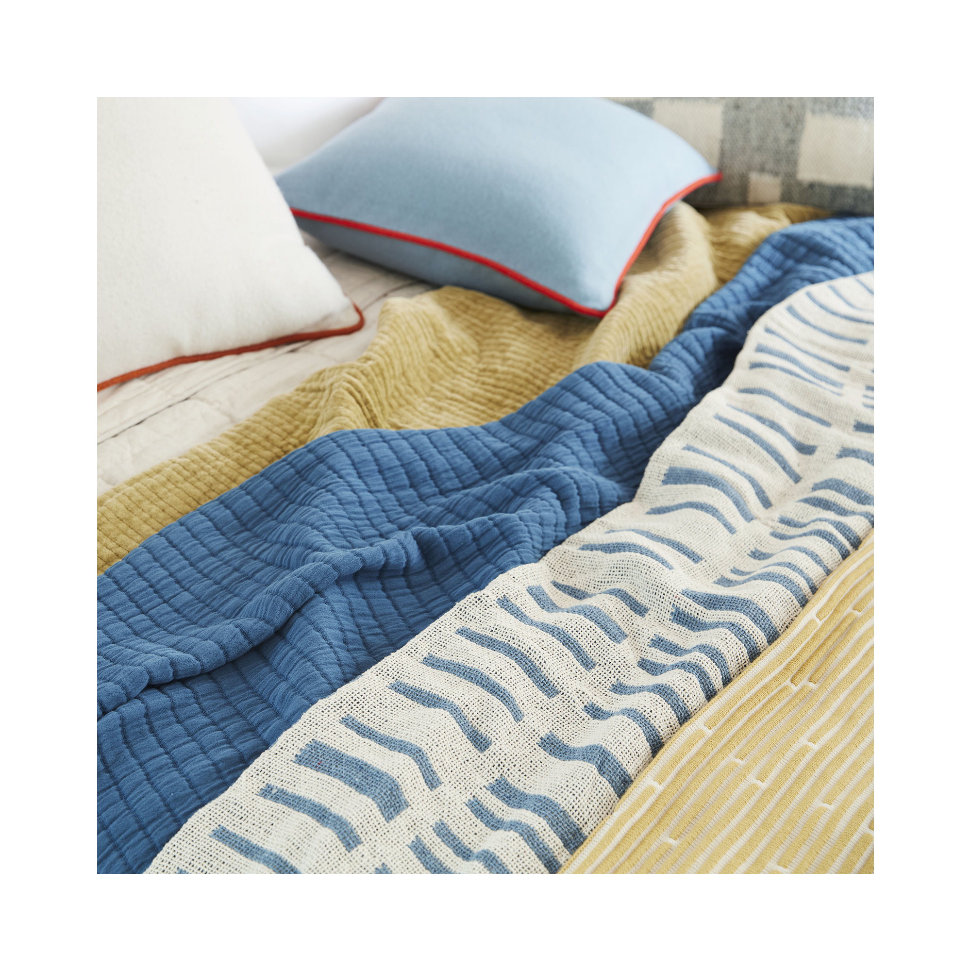 Kobie Stonewashed Cotton Velvet Modern Rustic Quilt, Full/Queen Quilt, Tuscan