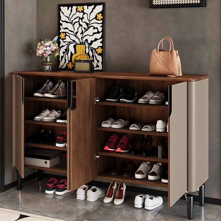 Armoire à chaussures de style ancien