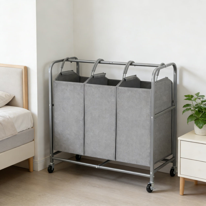 Trieur à linge à 3 sections avec roues verrouillables, chariot à panier à linge d'une capacité de 135 L avec sacs imperméables amovibles pour faciliter le tri et le transport