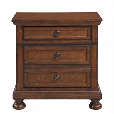 Eedie Wood Bedroom Set