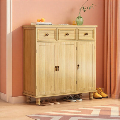 American minimalist style home shoe storage