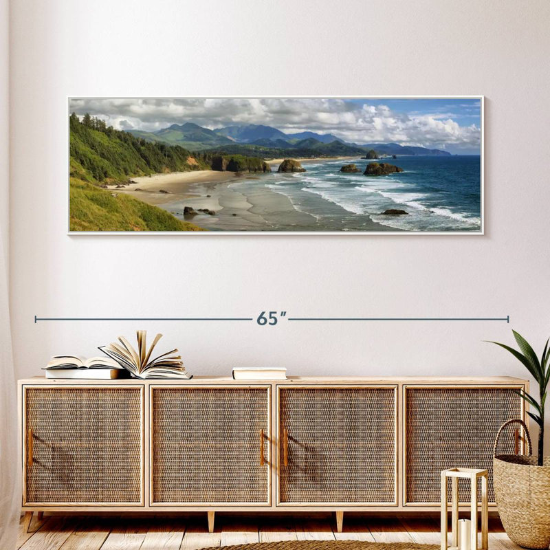 Cannon Beach Coast, 57 po x 19 po, Cadre flottant blanc