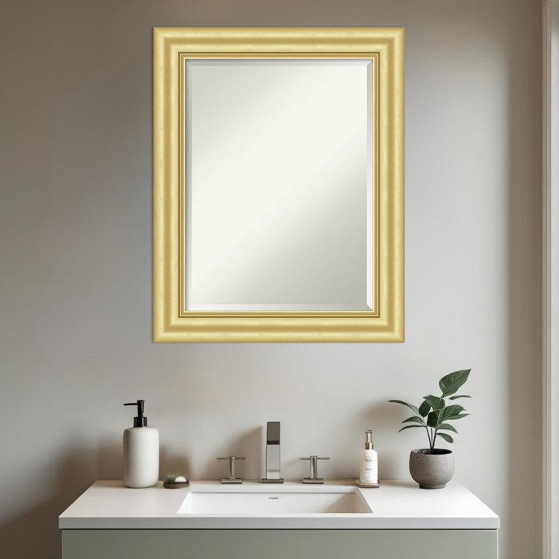 Miroir de salle de bain mural Sophia, 29,5 po x 23,5 po, Doré
