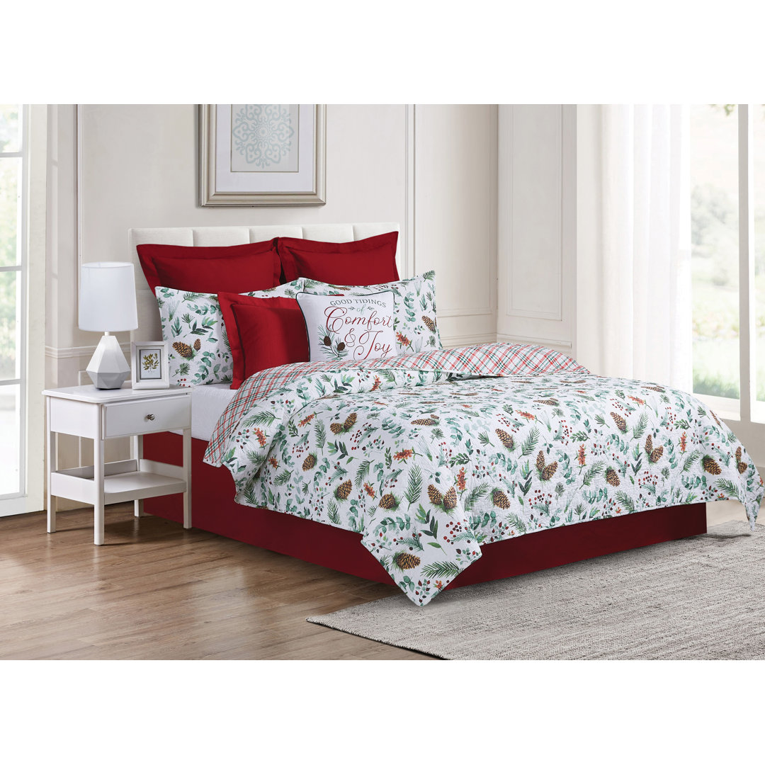 Delwyn Cardinal Green/Red Cotton Reversible Christmas Quilt Set C&F Home 