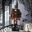 Décoration d'Halloween gnome debout en tissu 8,3 po x 5 po x 24 po - Bruce conçu avec une bannière orange «b-o-o» et un corps à ressorts