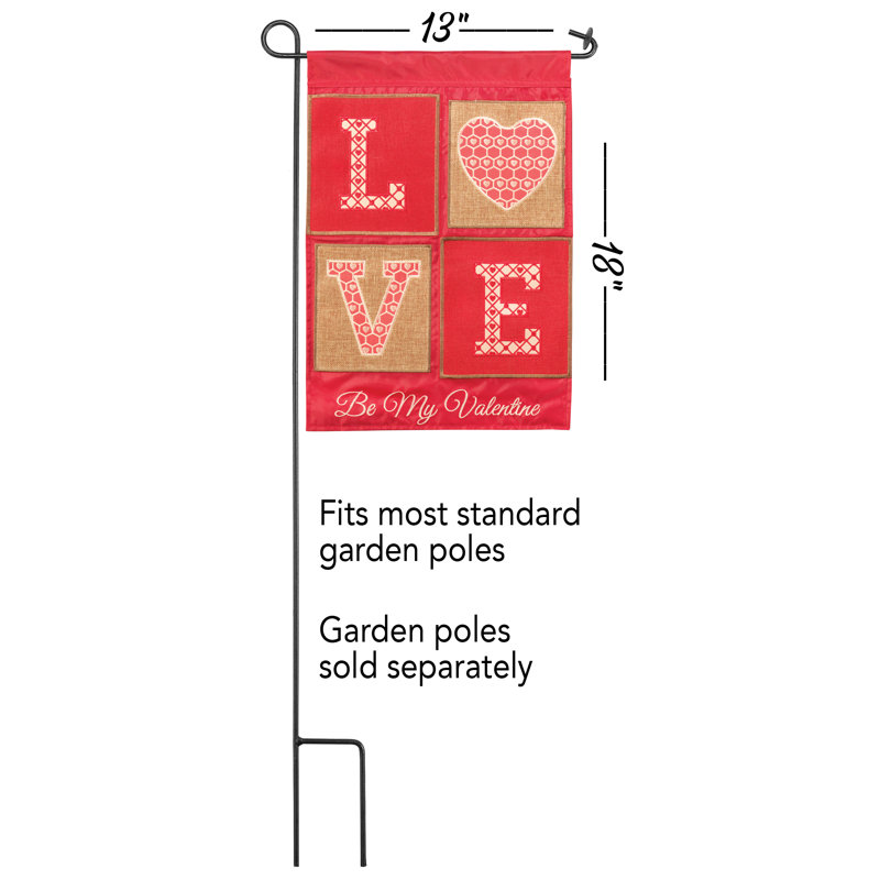 Drapeau de jardin en polyester 18 x 13 po Cristiona, H 18 po x l 13 po