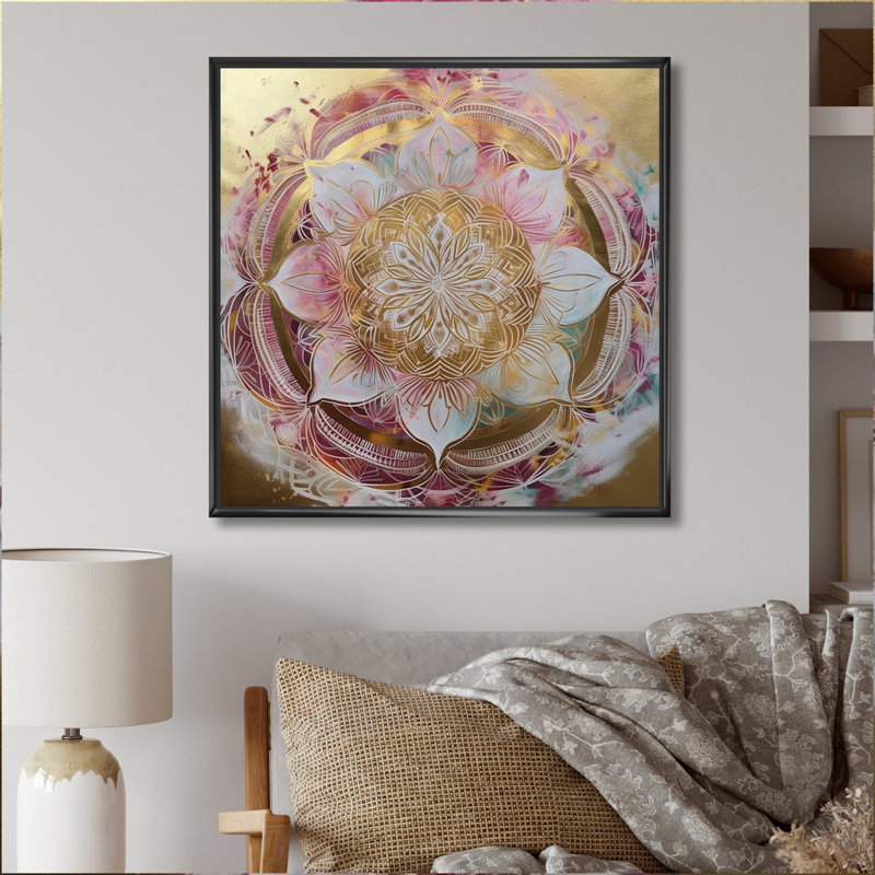 Mandala doré rose II sur toile, H 16 po x l 16 po x P 1 po, Cadre flottant noir