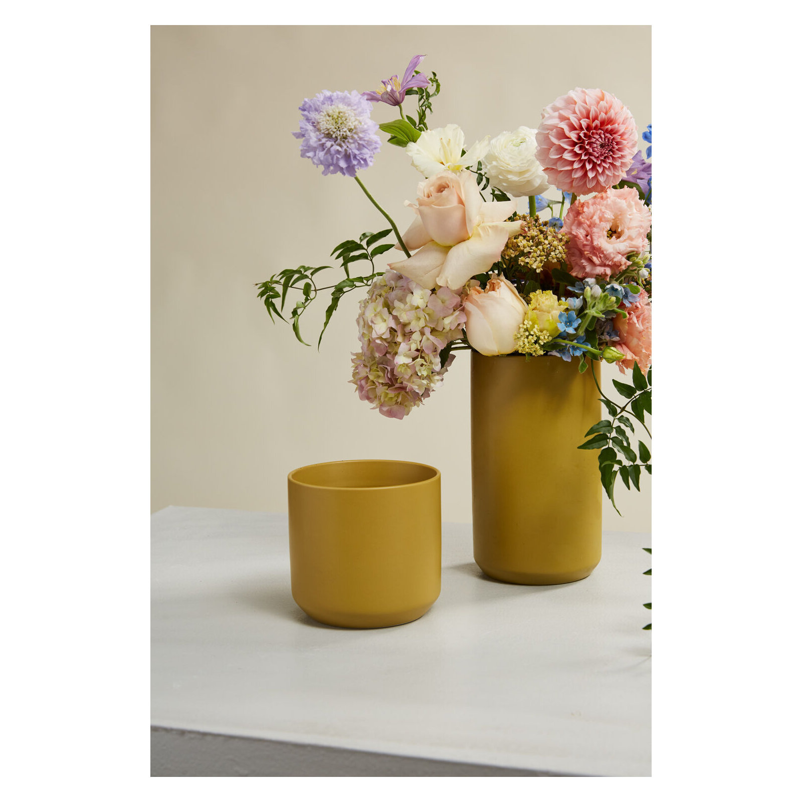 Aveley Ceramic Pot Planter, Yellow