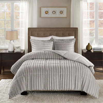 Luxurious King/Cal King Faux Fur Comforter Mini Set, Hypoallergenic And OEKO-TEX Certified For Ultimate Comfort And Style