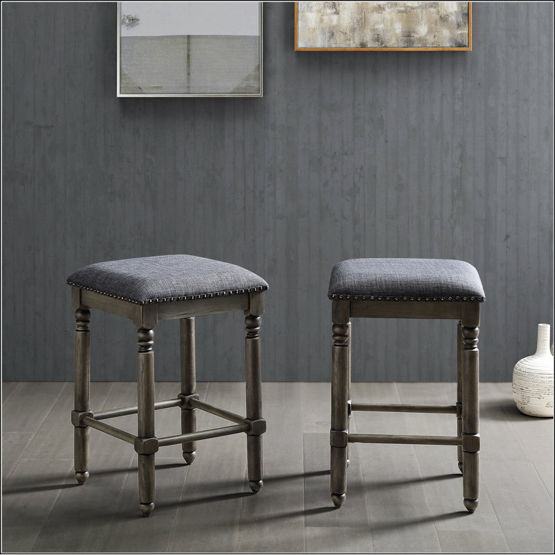 Tabouret pivotant à hauteur de comptoir Dierre