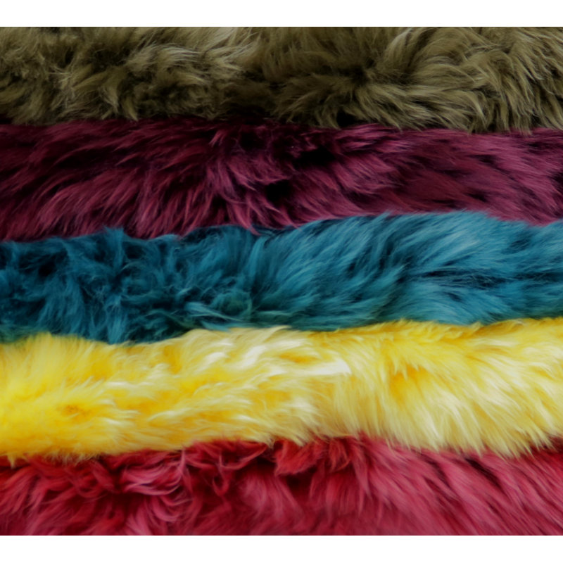 Tapis jaune en peau de mouton Haghni