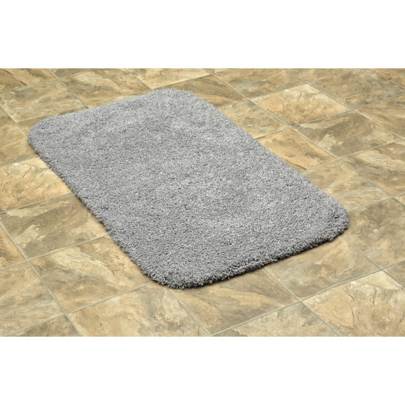 Treye Nylon Bath Rug with Non-Slip Backing, Rectangle 24" x 40", Platinum Gray