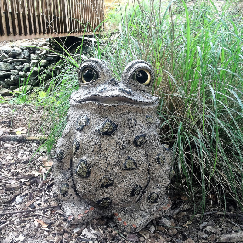 Handcrafted Green Resin Toad Hollow Garden Statue