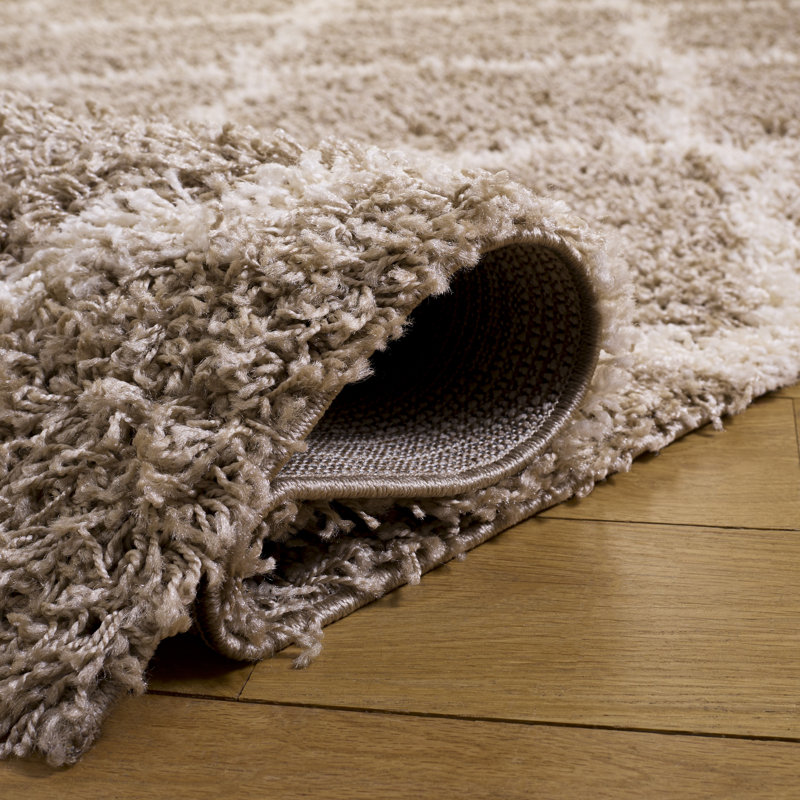 Tapis ivoire / beige à motif géométrique Alonnah, Rectangle 6 pi x 9 pi
