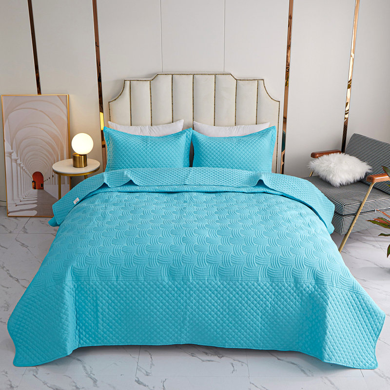 Quilted Quilt Set for Queen Beds (Off White/Blue), Queen Coverlet / Bedspread + 2 Shams, Blue