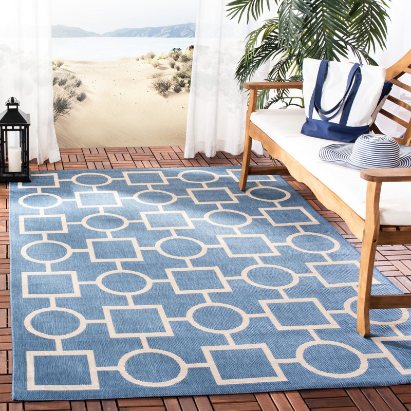 Courtyard Performance Geometric Rug, 5'3" x 7'7"
