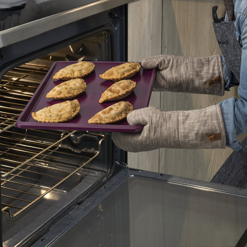 10X15in Nonstick Aluminized Steel Cookie Slider, Ink Blue, 18" x 13", Beetroot