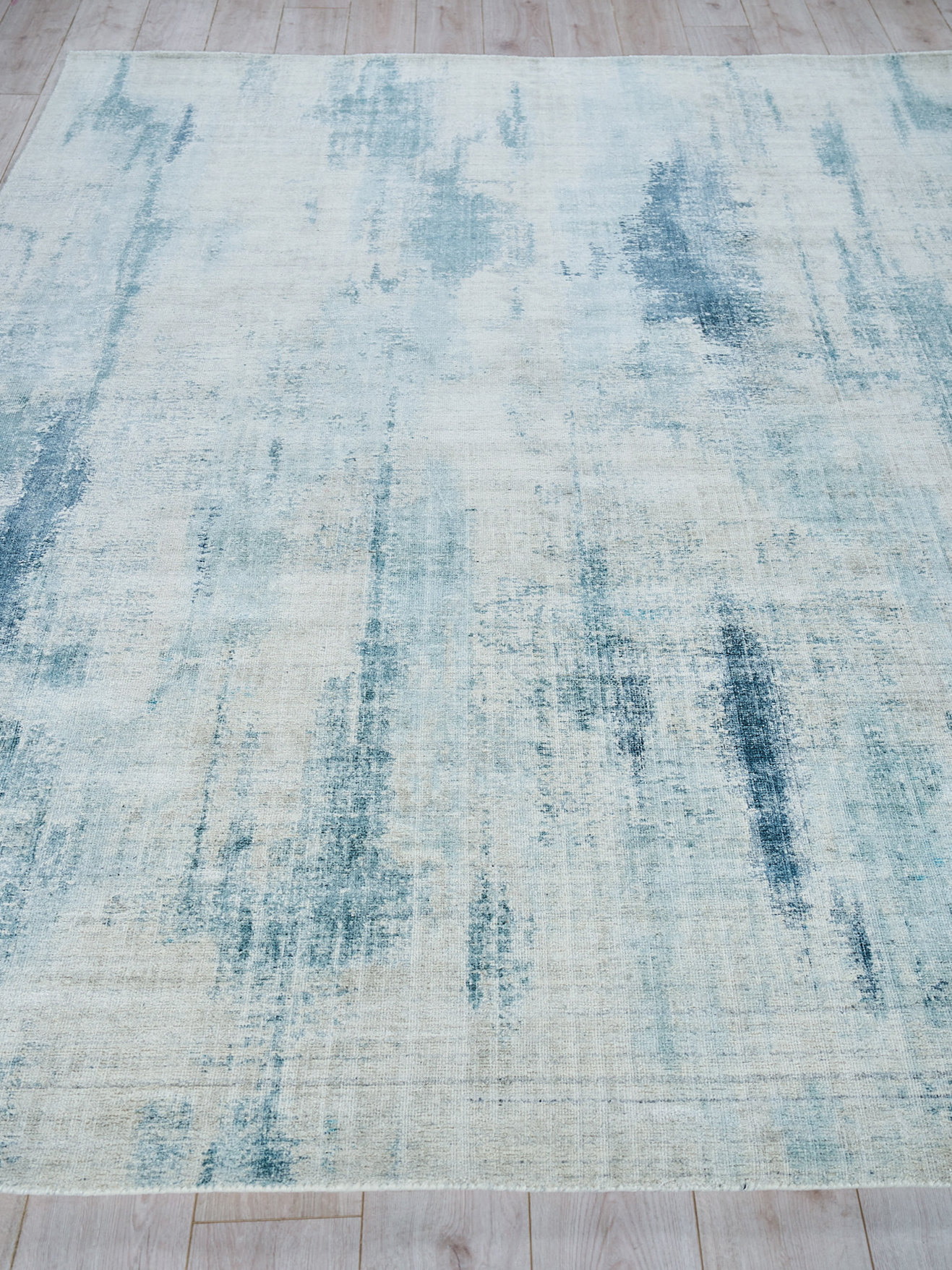 Exquisite Rugs Stone Wash Gazni Handmade Hand Loomed Wool/Bamboo Silk ...