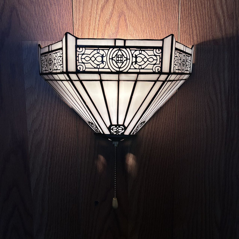 Ampoule à DEL avec interrupteur à chaîne en verre coloré demi-lune Tiffany