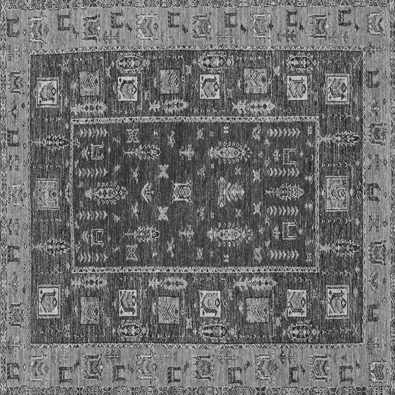 Tapis carré noir / gris Ceravolo