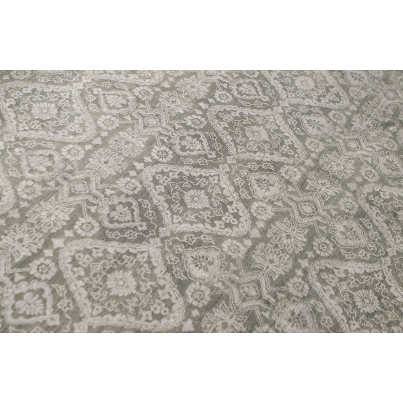 Wool Moroccan Area Rug in Light Gray/Silver