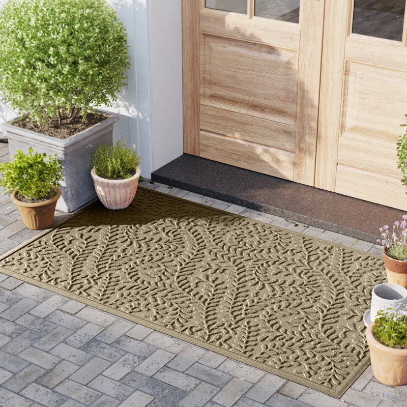 WaterHog Boxwood 35 in. x 59 in. Indoor Outdoor Door Mat, Camel