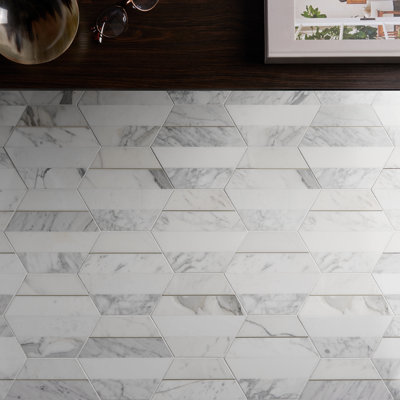 Hepburn 9" Hexagon Polished Marble and Brass Mosaic Wall Tile