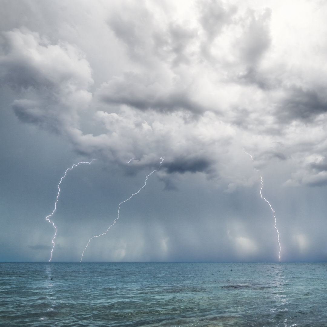 Lightning and Thunderstorm - Wrapped Canvas Photograph Highland Dunes 