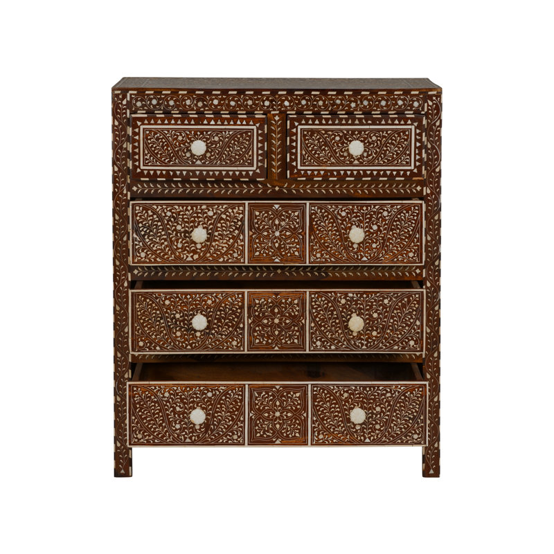Aryana Chest
