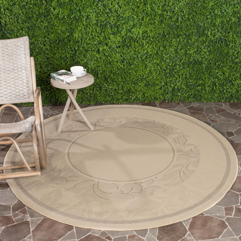 Herefordshire Performance Floral Indoor/Outdoor Area Rug, Round 6'7"